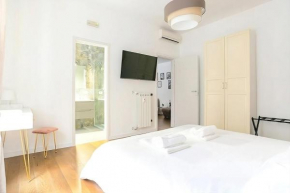 Elegantis Vatican Suite Apartment